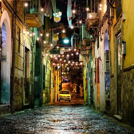 Mamo Al Museo Bed & Breakfast Naples